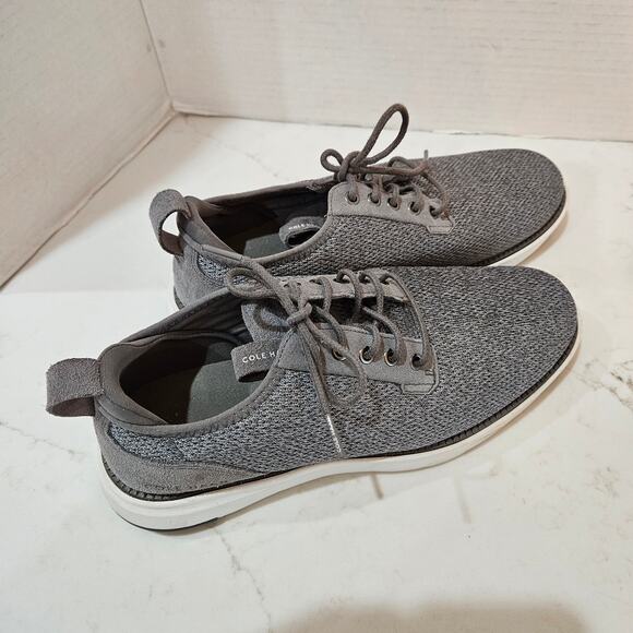 Men's Cole Haan Casual Loafers, size 8 1/2 - Picture 4 of 7